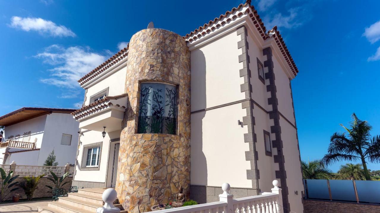 Villa, Private Heated Pool And Jacuzzi . 马斯帕洛马斯 外观 照片
