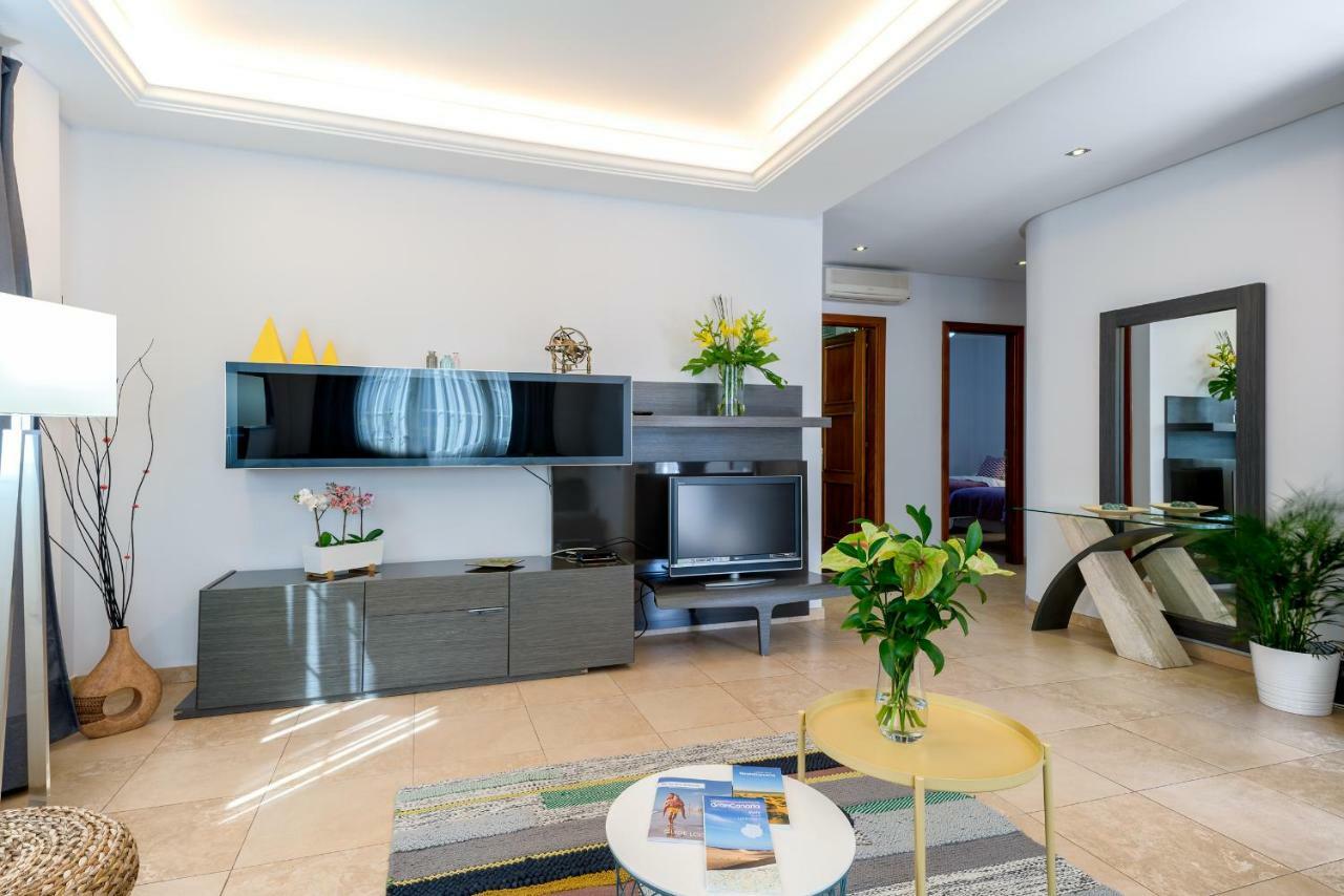 Villa, Private Heated Pool And Jacuzzi . 马斯帕洛马斯 外观 照片