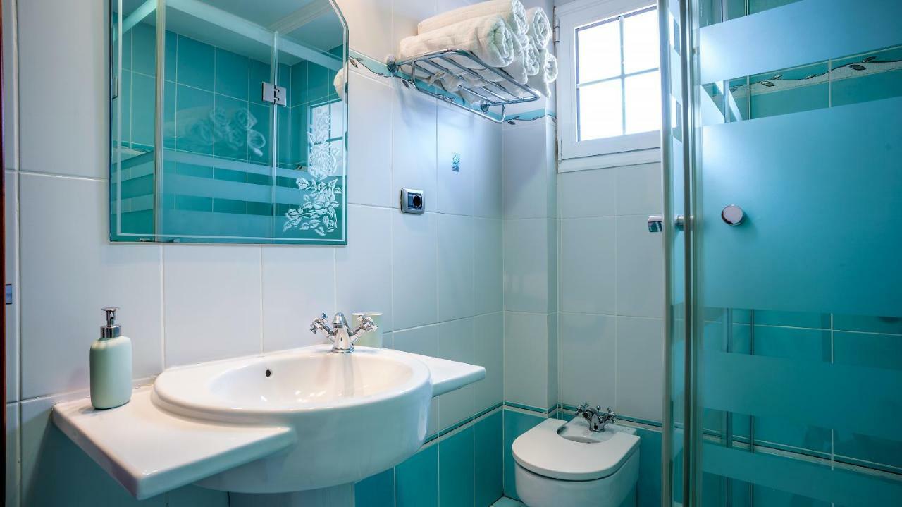 Villa, Private Heated Pool And Jacuzzi . 马斯帕洛马斯 外观 照片